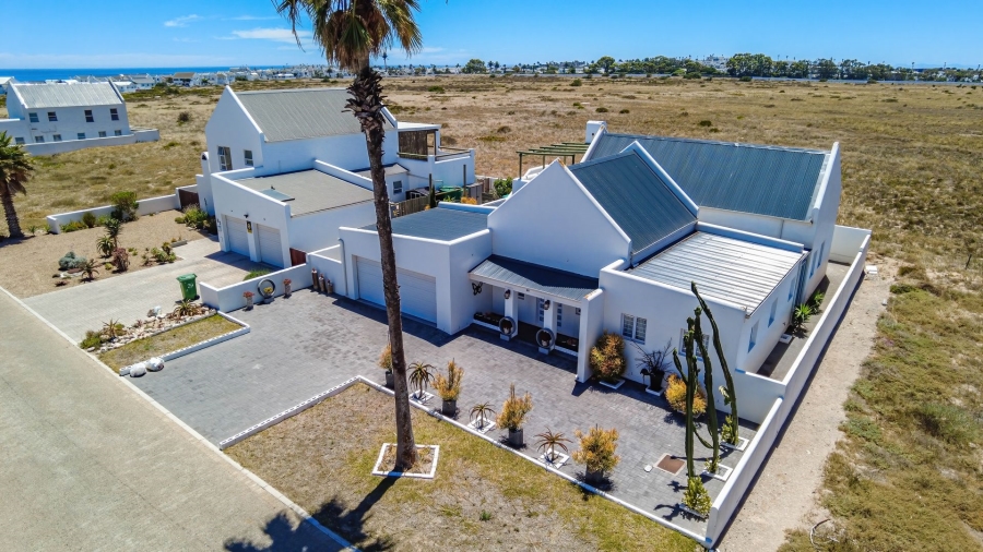 3 Bedroom Property for Sale in Lampiesbaai Western Cape